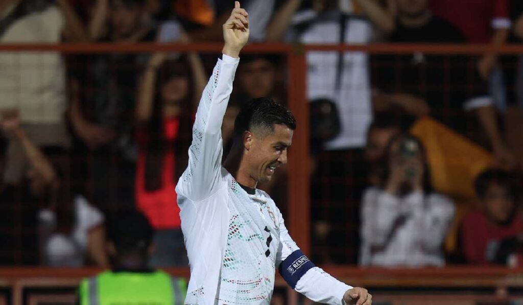 Cristiano Ronaldo se bucură după ce a înscris golul cu numarul 140 pentru Portugalia