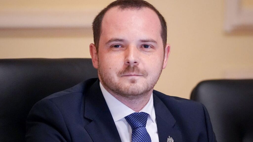 peste 700.000 de pacienți din România riscă să rămână fără tratament