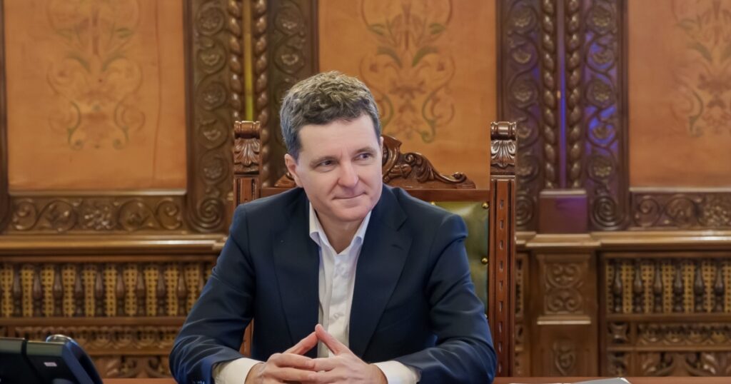 „Călin Georgescu nu a fost un călăreț singuratic care a avut o viziune, ci în spatele lui a fost o rețea de oameni cu bani”