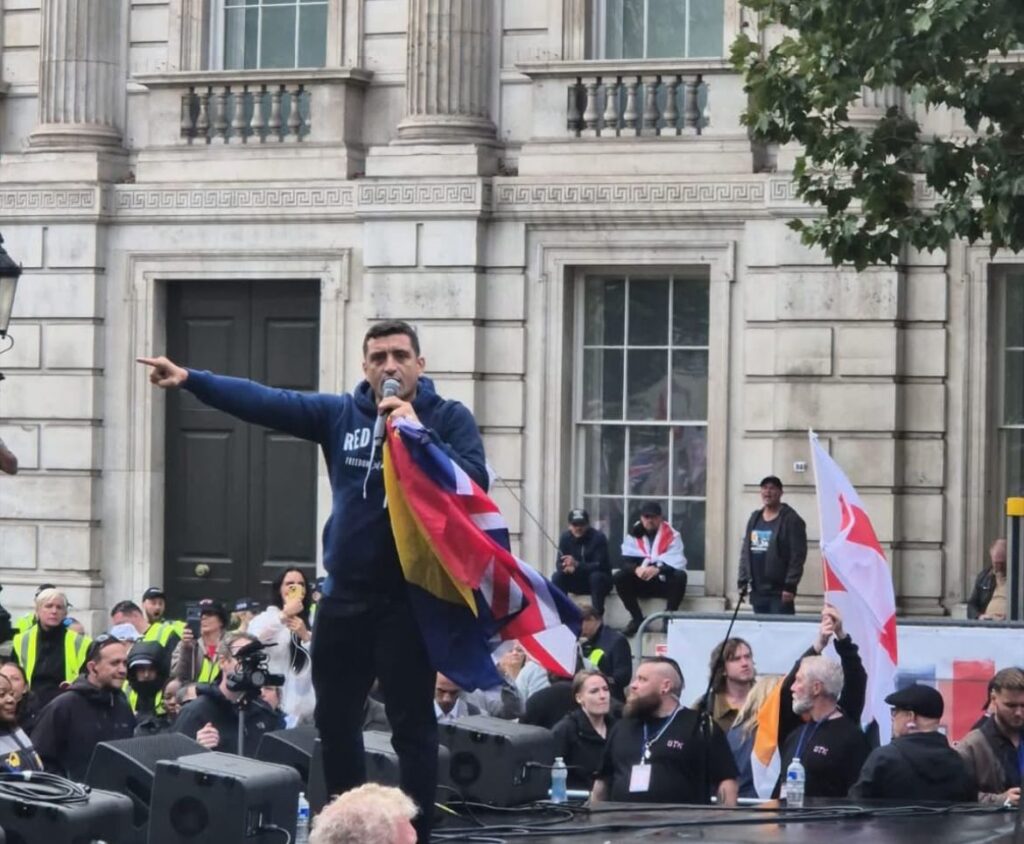 „Pentru Charlie Kirk, pentru libertatea de exprimare, pentru prietenia dintre națiuni”