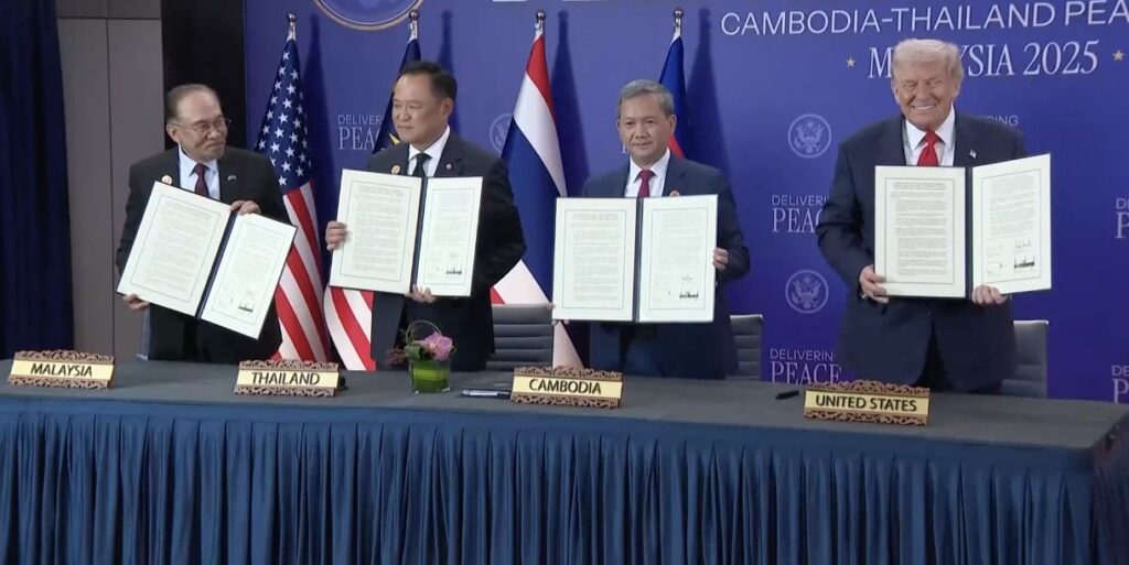 A fost semnat acordul de pace între Thailanda și Cambodgia, în prezența lui Trump (Video) A fost semnat acordul de pace între Thailanda și Cambodgia, în prezența lui Trump (Video)