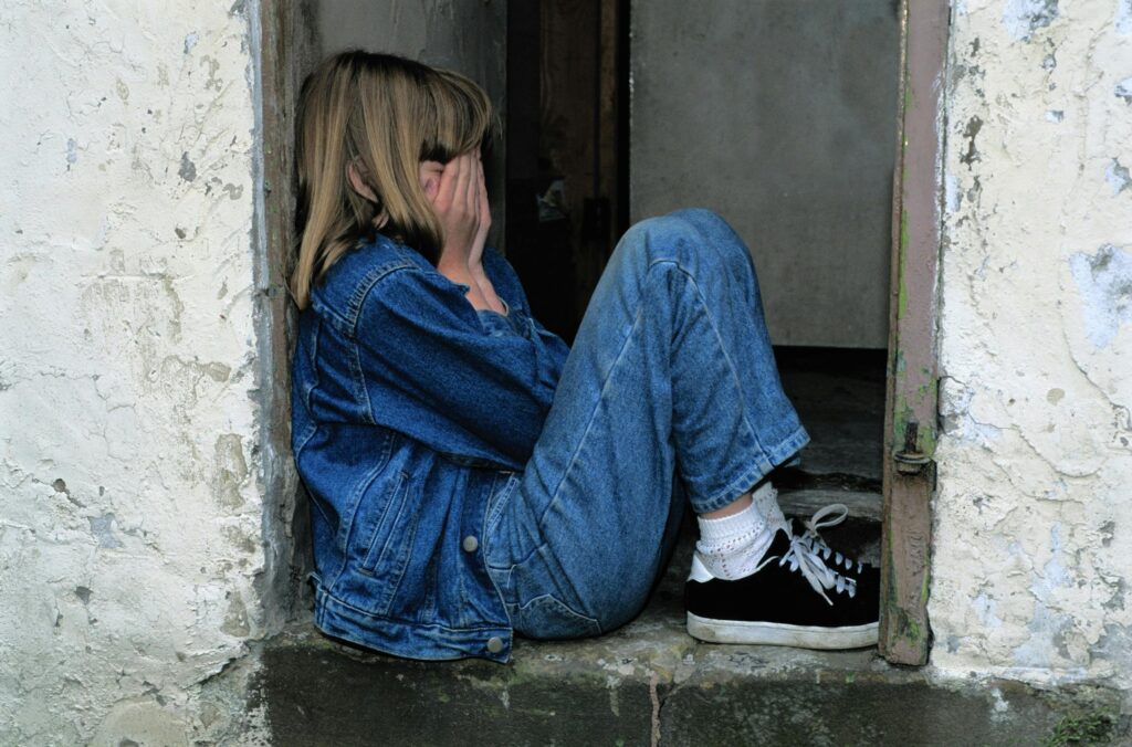 Abuzul sexual în rândul minorilor, tot mai des întâlnit în Europa. Care este situația în România?