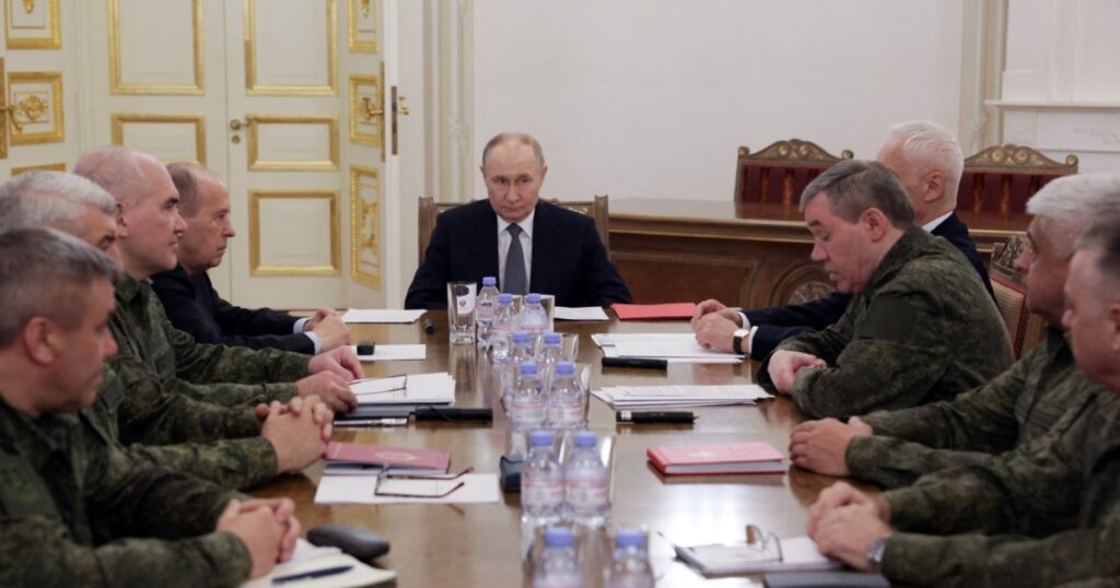 Armata rusă a capturat aproape 5.000 de km pătraţi de teritoriu ucrainean în 2025, afirmă Vladimir Putin