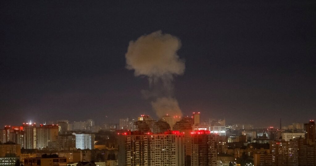 Atac rusesc de amploare asupra Ucrainei. O parte din Kiev fără energie, un copil ucis în Zaporojie