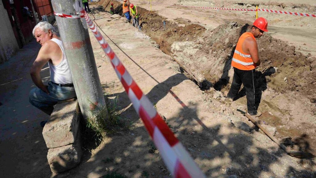 Avem proiecte de apă-canal de 7 miliarde de euro, dar nu putem absorbi mai mult de un miliard pe an