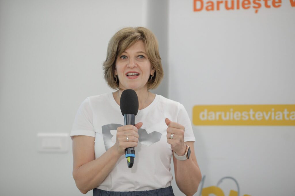 Bolojan o pune vicepremier pe Oana Gheorghiu de la Dăruiește Viață, în locul lui Dragoș Anastasiu Bolojan o pune vicepremier pe Oana Gheorghiu de la Dăruiește Viață, în locul lui Dragoș Anastasiu