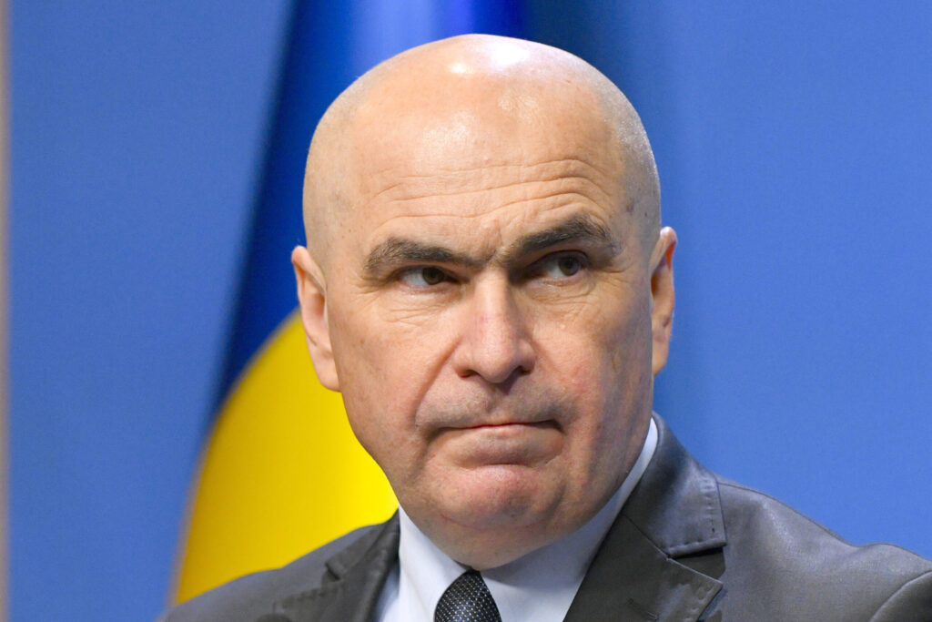 Cancelaria lui Bolojan şi Curtea de Conturi se află pe „Lista ruşinii” întocmită de ANAF