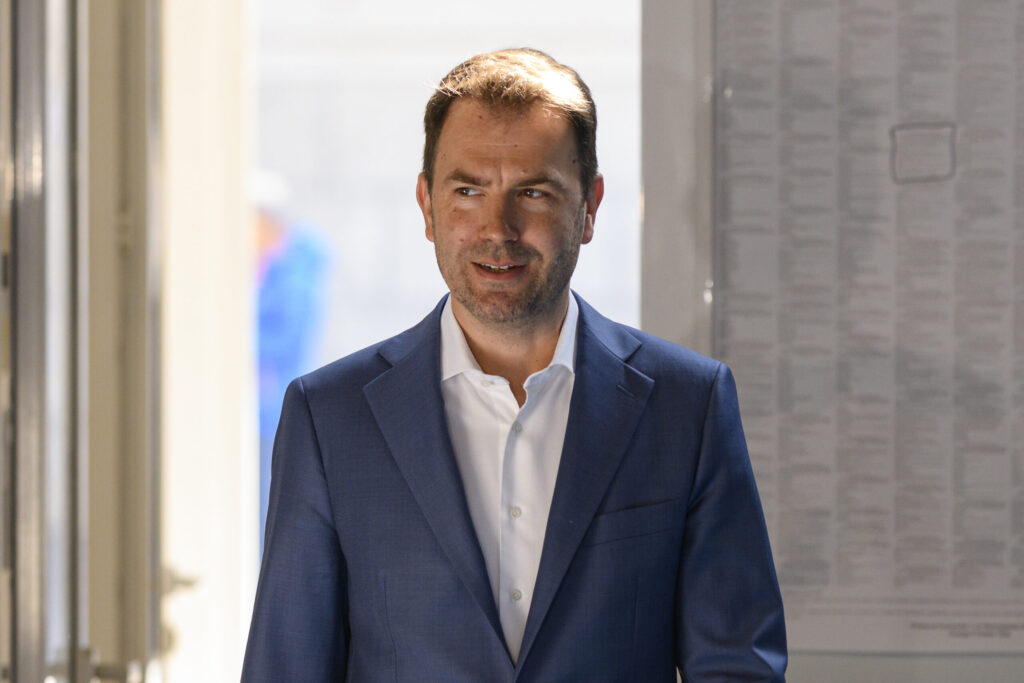 Cătălin Drulă anunţă o lege pentru aplicarea referendumului lui Nicuşor Dan. Ce prevede