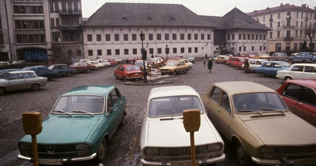 Cum s-a umplut România de mașini străine în anii ’90. Primii samsari au acoperit golul lăsat de era Ceaușescu