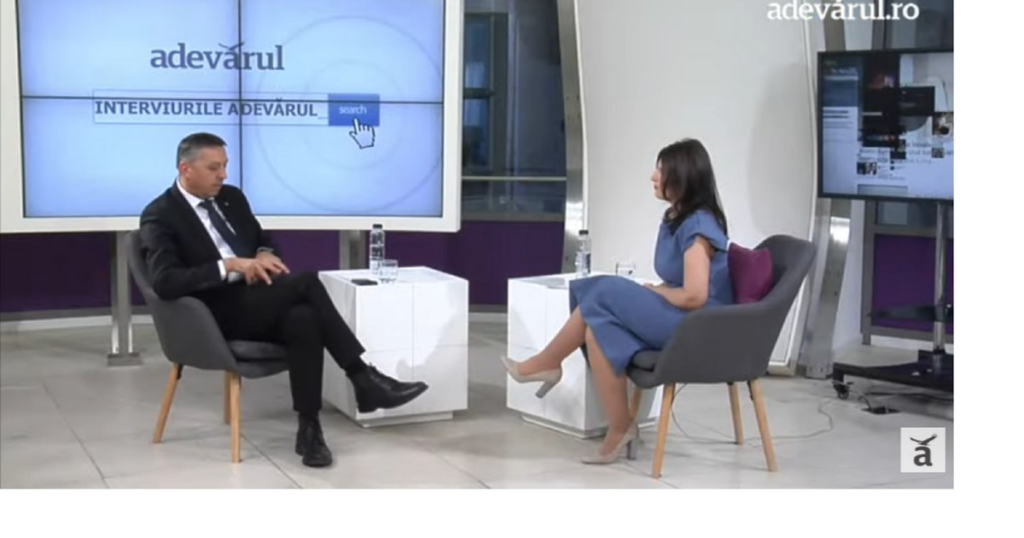 Daniel David, la Interviurile Adevărul: ,,Nu am ceva cu profesorii, am ceva cu analfabetismul funcțional” Daniel David, la Interviurile Adevărul: ,,Nu am ceva cu profesorii, am ceva cu analfabetismul funcțional"