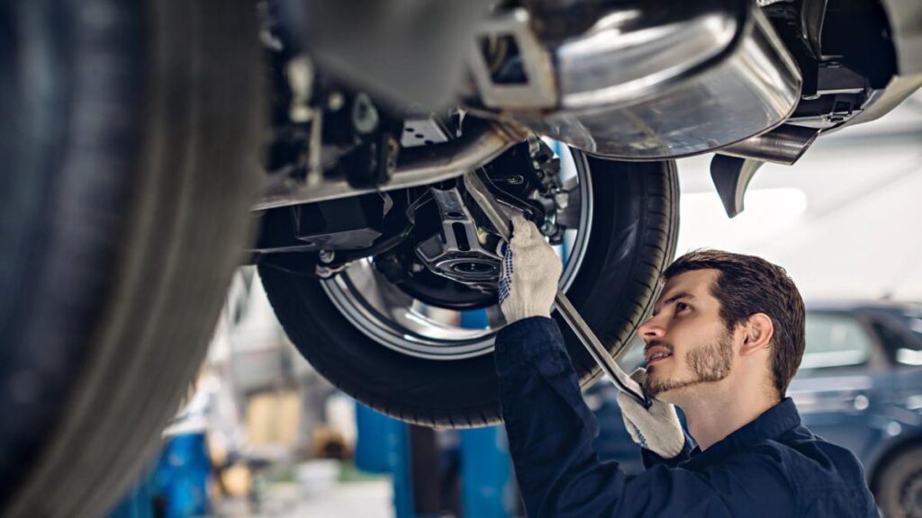 De ce trebuie să schimbi regulat uleiul la motor De ce trebuie să schimbi regulat uleiul la motor