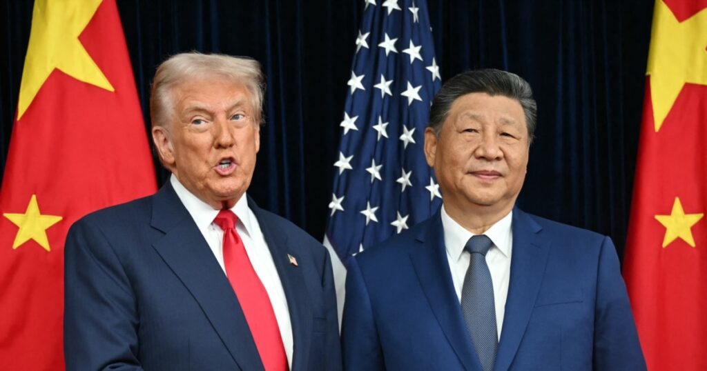 Donald Trump și Xi Jinping, de acord să reducă tensiunile comerciale și să „lucreze împreună” în problema războiului din Ucraina Donald Trump și Xi Jinping, de acord să reducă tensiunile comerciale și să „lucreze împreună” în problema războiului din Ucraina