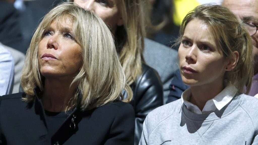 Fiica cea mică a lui Brigitte Macron a depus mărturie în procesul de hărțuire cibernetică împotriva mamei sale Fiica cea mică a lui Brigitte Macron a depus mărturie în procesul de hărțuire cibernetică împotriva mamei sale