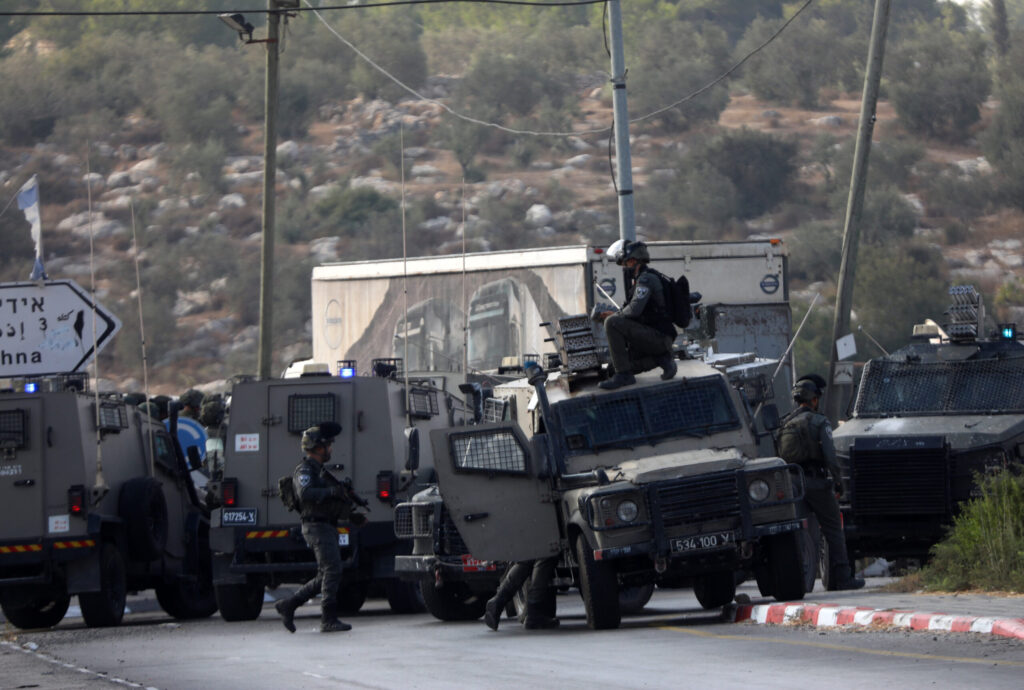 Forţele israeliene au distrus terenuri agricole în oraşul Hebron şi în localitatea Beit Ummar