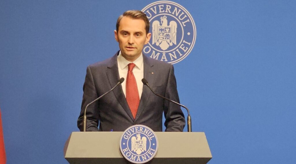 Guvernul Bolojan a publicat contractul de închiriere a celor 17 Dacia Duster Pick-up la 3 zile după ce Libertatea a prezentat documentul