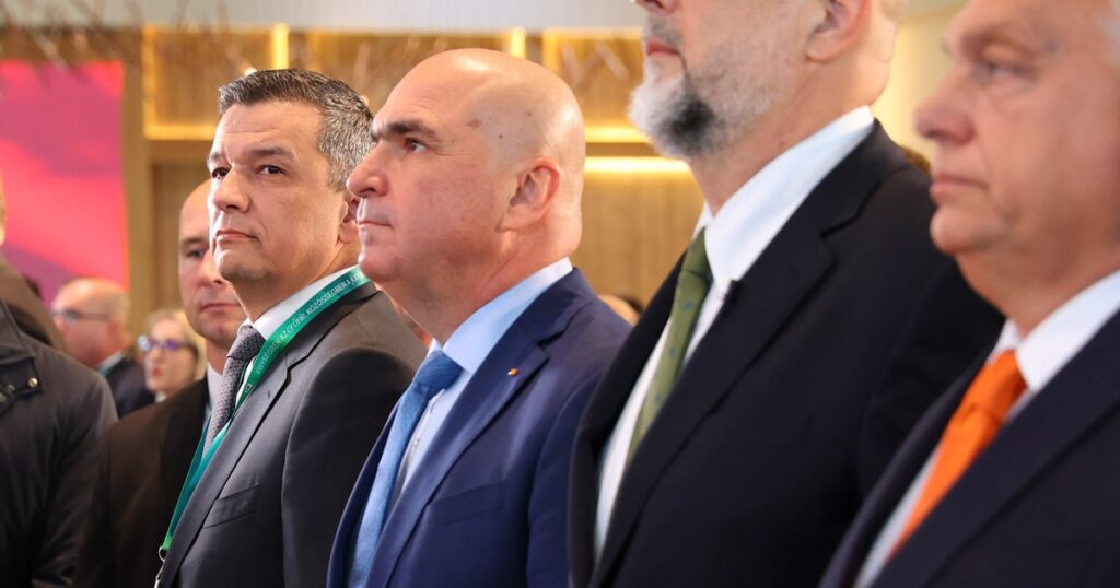 Imnul Secuiesc, intonat la Congresul UDMR: Sorin Grindeanu a ieșit din sală, Ilie Bolojan a rămas. Viktor Orban, prezent la eveniment