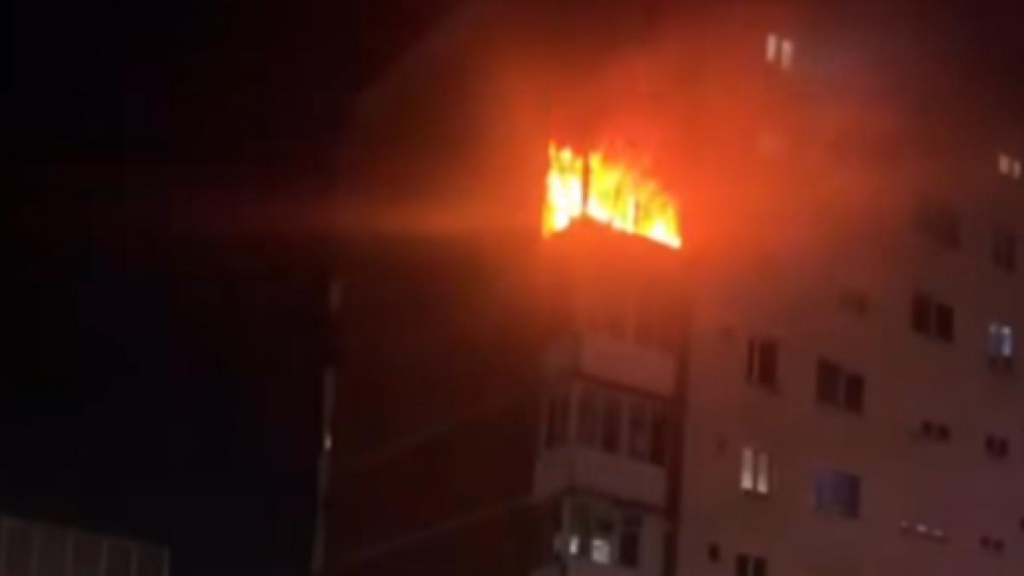 Incendiu cu victime într-un apartament din Arad, la etajul 9
