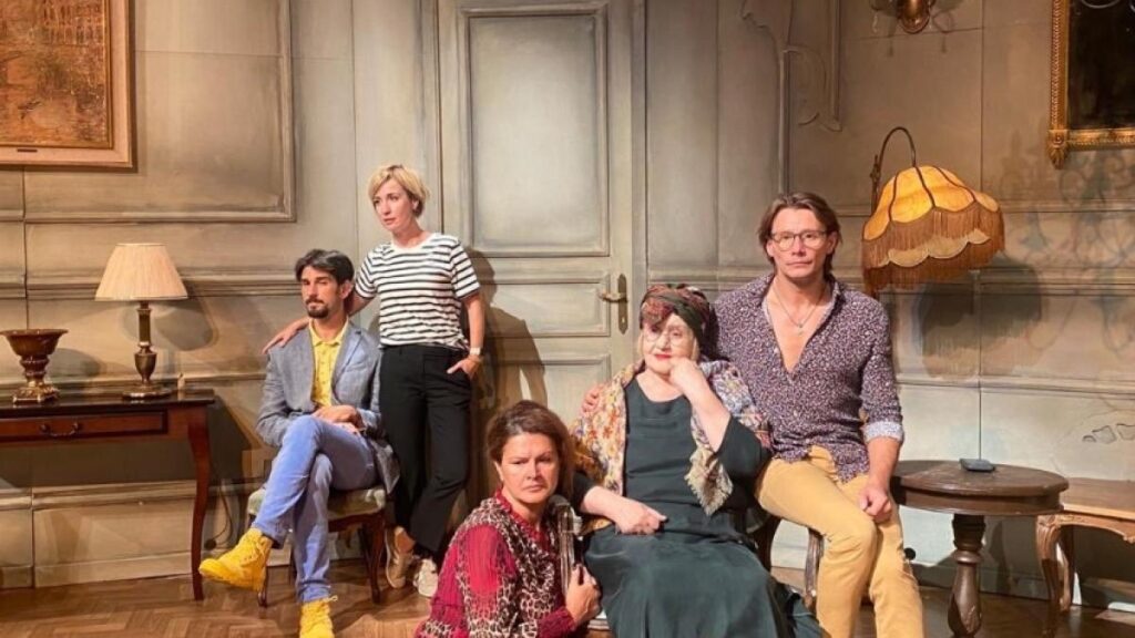 Început de noiembrie cu două comedii teatrale, Și cu pisica ce-ați făcut? și BRASTALICO FABADULU sau Ața și năvodu’ ei… de viață! Început de noiembrie cu două comedii teatrale, Și cu pisica ce-ați făcut? și BRASTALICO FABADULU sau Ața și năvodu’ ei… de viață!