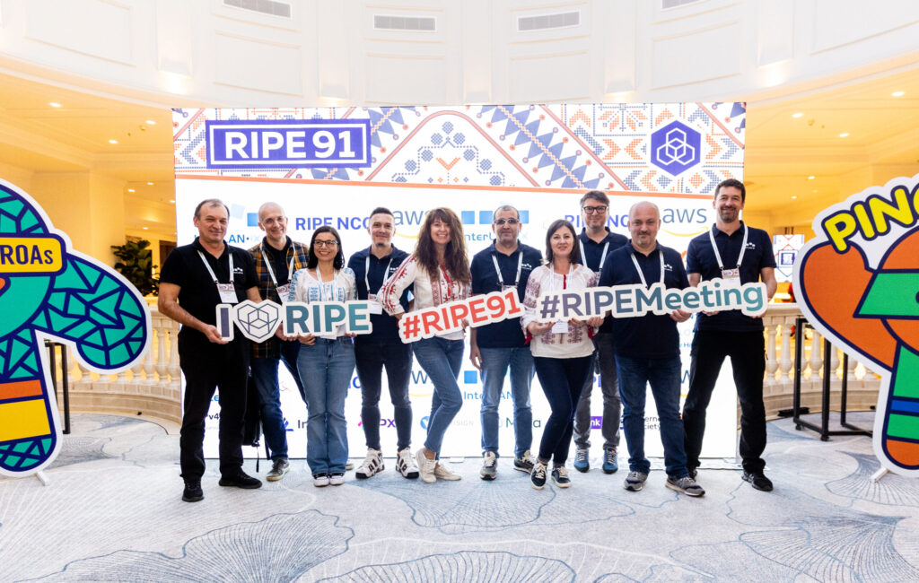 InterLAN-IX găzduiește la București conferința internațională RIPE 91
