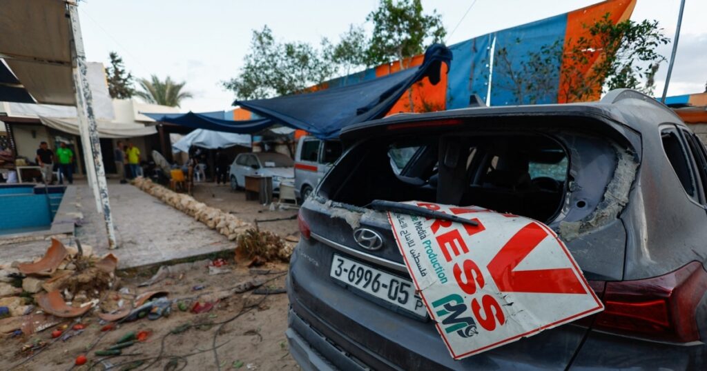 Israelul anunță reluarea armistițiului și a livrărilor de ajutoare în Gaza, după lovituri aeriene care au ucis zeci de persoane