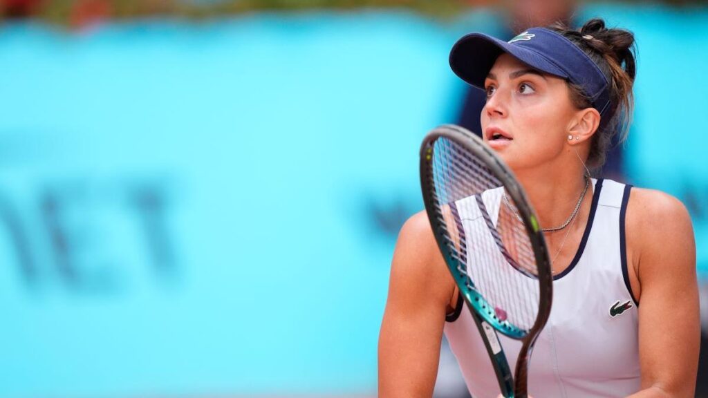 Jaqueline Cristian urcă pe locul 42 în clasamentul WTA. Sorana Cîrstea revine în Top 50 Jaqueline Cristian urcă pe locul 42 în clasamentul WTA. Sorana Cîrstea revine în Top 50