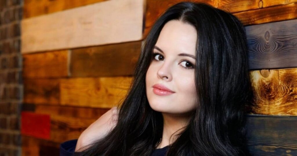 Jurnalista Nika Novak se plânge de condițiile din închisoarea siberiană și rămâne în greva foamei