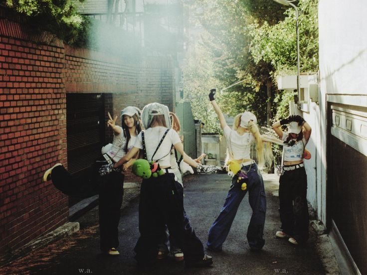 Lovitură pe piața K-Pop. Trupa de fete New Jeans pierde procesul cu casa lor de management, Hybe / În urma anunțului, Hybe ajunge la 644 de milioane de dolari valoare de piață Lovitură pe piața K-Pop. Trupa de fete New Jeans pierde procesul cu casa lor de management, Hybe / În urma anunțului, Hybe ajunge la 644 de milioane de dolari valoare de piață