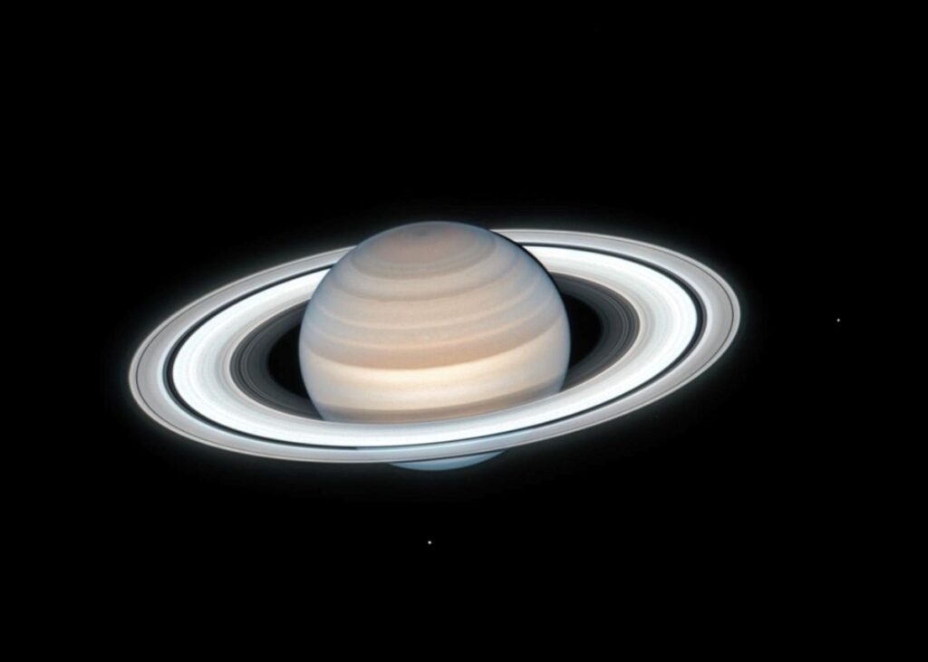 Luna lui Saturn arată semne majore de viață extraterestră