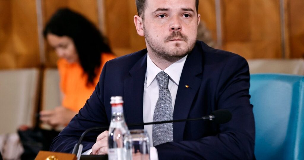 Medicii vor putea raporta abuzurile din spitale direct Ministerului Sănătății. Rogobete: „Vreau să ascult părerea personalului medical” Medicii vor putea raporta abuzurile din spitale direct Ministerului Sănătății. Rogobete: „Vreau să ascult părerea personalului medical”