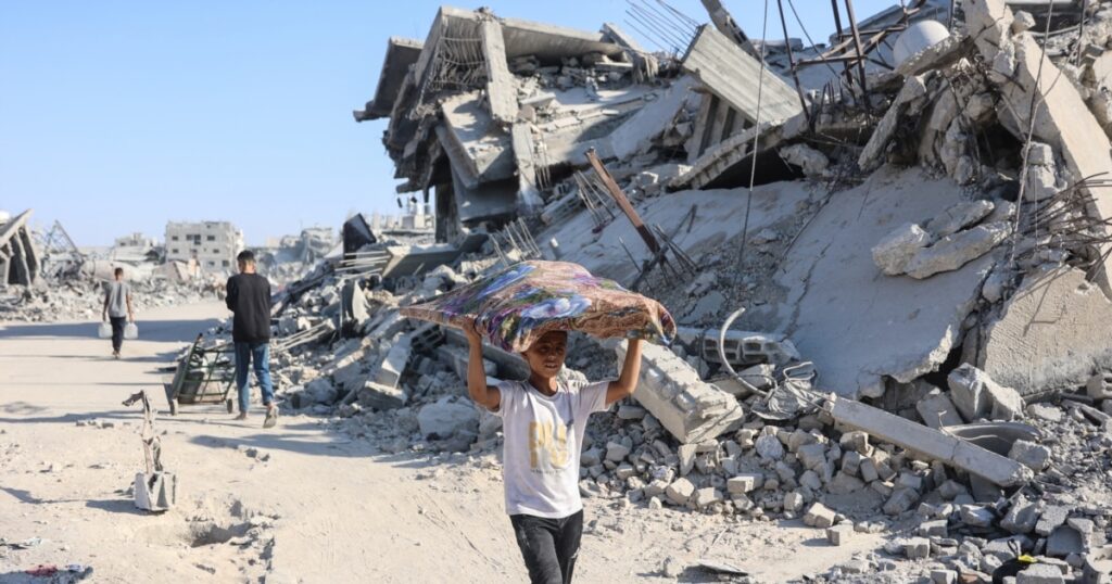 Netanyahu ordonă atacuri „puternice” asupra Gazei după ce Hamas a deschis focul asupra soldaților israelieni în apropiere de Rafah Netanyahu ordonă atacuri „puternice” asupra Gazei după ce Hamas a deschis focul asupra soldaților israelieni în apropiere de Rafah