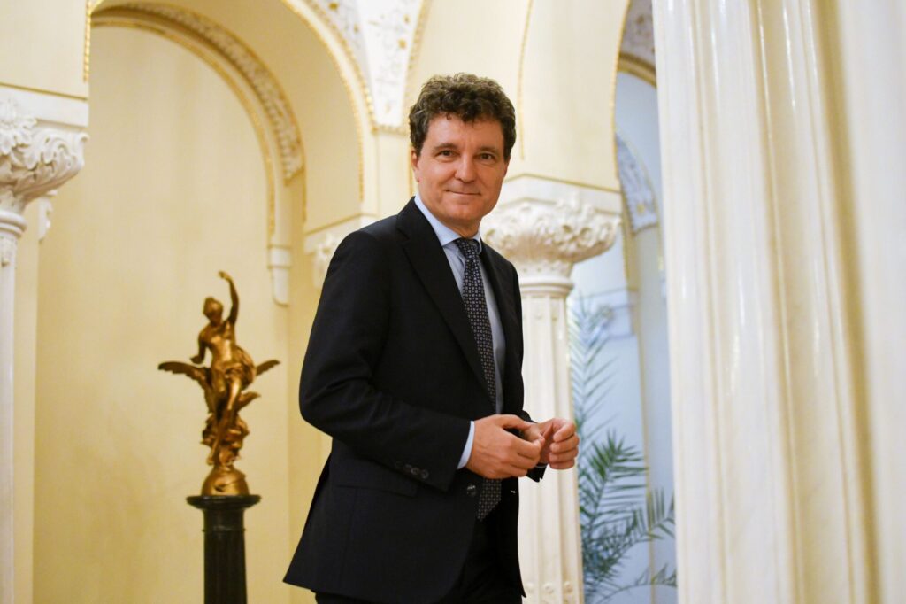 Nicușor Dan anunță reforma SRI. De ce va fi imposibil de evitat o schimbare majoră în serviciilor secrete