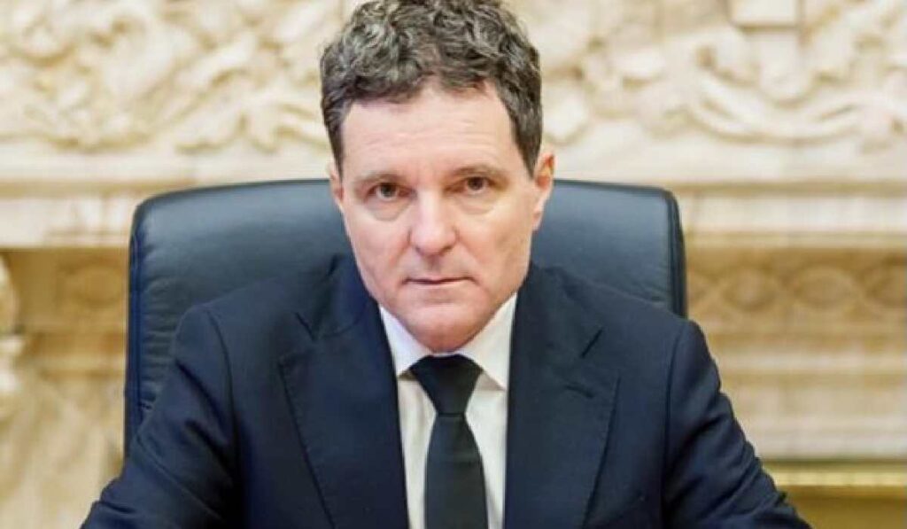 Nicușor Dan spune că îl va nominaliza premier pe Sorin Grindeanu la rotația guvernamentală din 2027 Nicușor Dan, președintele României, a promulgat mai multe legi