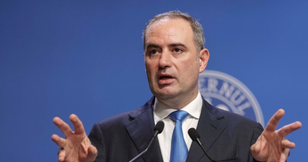Noua țintă de deficit este 8,4% din PIB, care oferă României spațiu suplimentar de investiții de 8 mld de lei
