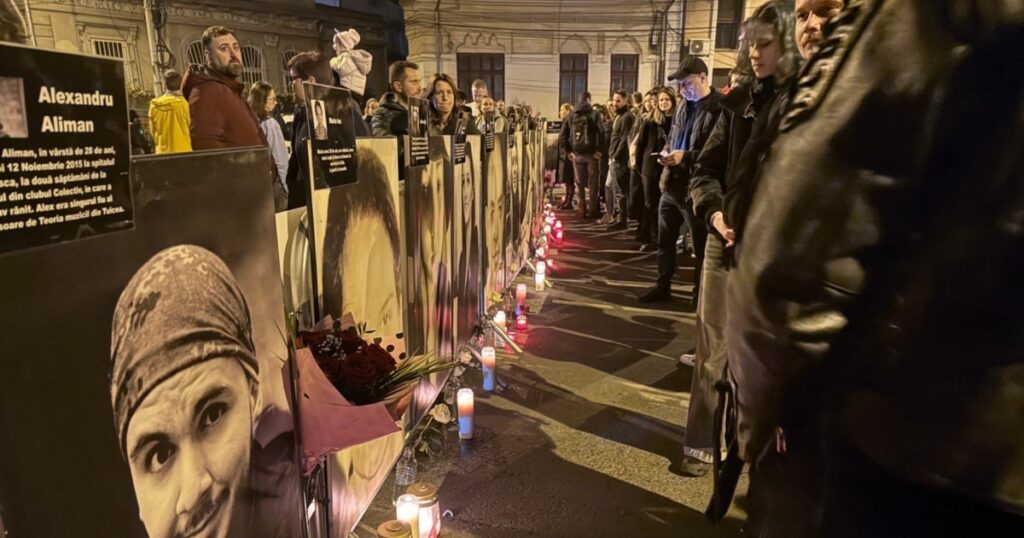 Organizatorul marșului de comemorare a 10 ani de la tragedia de la Colectiv, amendat de Jandarmerie cu 3.000 de lei Organizatorul marșului de comemorare a 10 ani de la tragedia de la Colectiv, amendat de Jandarmerie cu 3.000 de lei