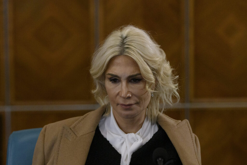 PSD nu trage la căruța guvernării