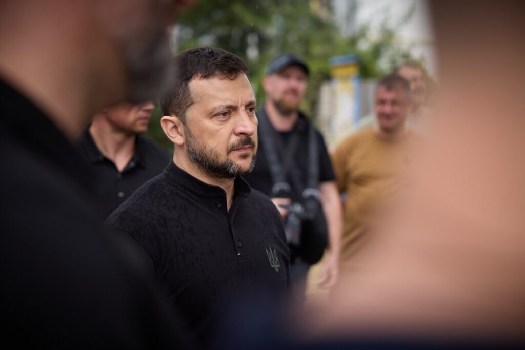 Pacea din Orientul Mijlociu ”vitregește„ Ucraina. Apelul lui Zelenski