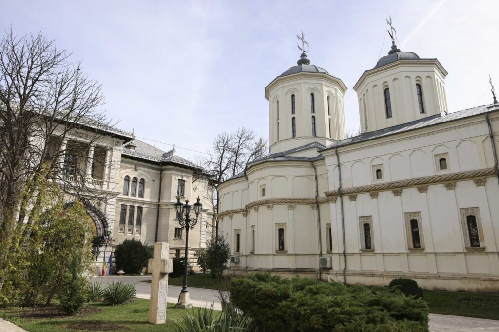 Palatul Cotroceni suspendă vizitarea spațiilor exterioare Palatul Cotroceni suspendă vizitarea spațiilor exterioare
