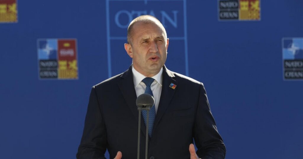 Parlamentul bulgar retrage mașinile de protocol. Președintele va folosi doar autoturismul personal