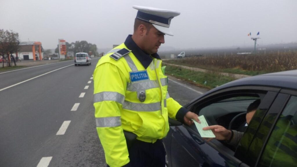Peste 500 de permise reținute și 13 persoane urmărite, depistate de Poliția Română într-o singură zi
