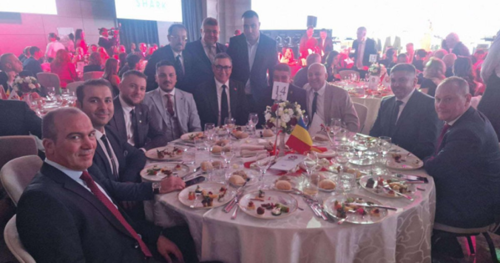 Ponta, la masă cu Makaveli și parlamentari plecați din POT, AUR și S.O.S România. Ce planuri ar avea fostul lider PSD Ponta, la masă cu Makaveli și parlamentari plecați din POT, AUR și S.O.S România. Ce planuri ar avea fostul lider PSD
