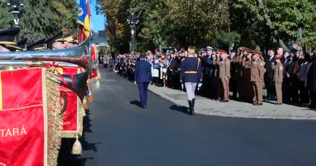 Președintele Nicușor Dan: „Modernizarea Armatei Române este o prioritate a acestor momente” Președintele Nicușor Dan: „Modernizarea Armatei Române este o prioritate a acestor momente”