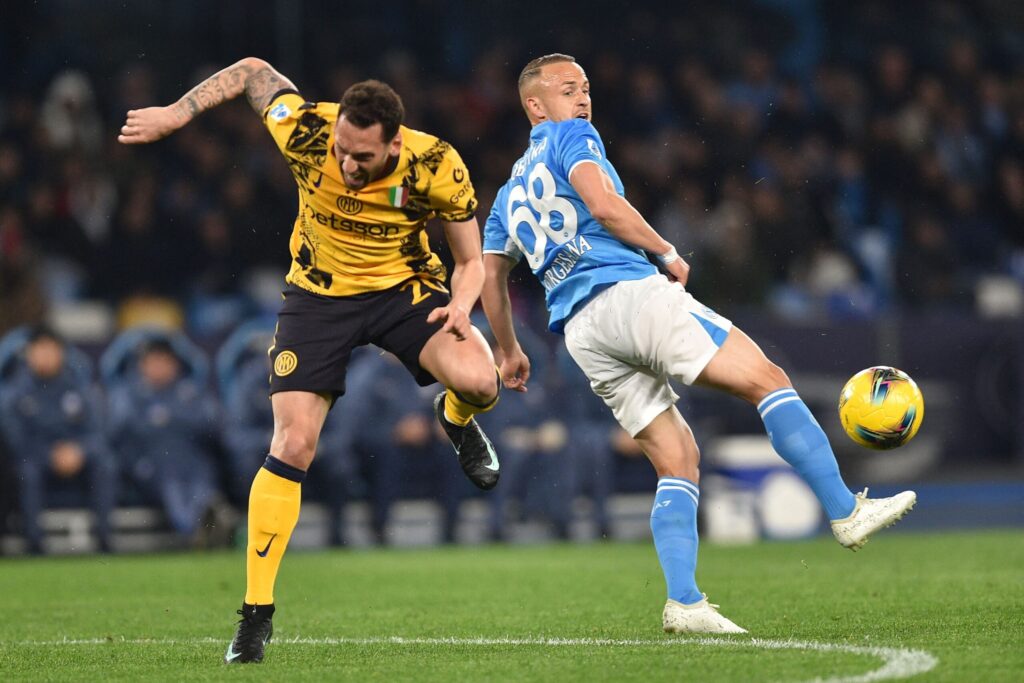 Reacția lui Cristi Chivu după un eșec la scor pentru Inter, în fața campioanei Napoli Reacția lui Cristi Chivu după un eșec la scor pentru Inter, în fața campioanei Napoli