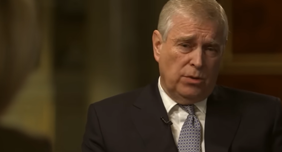 Regele Charles a început procesul de retragere a titlurilor prințului Andrew Regele Charles a început procesul de retragere a titlurilor prințului Andrew