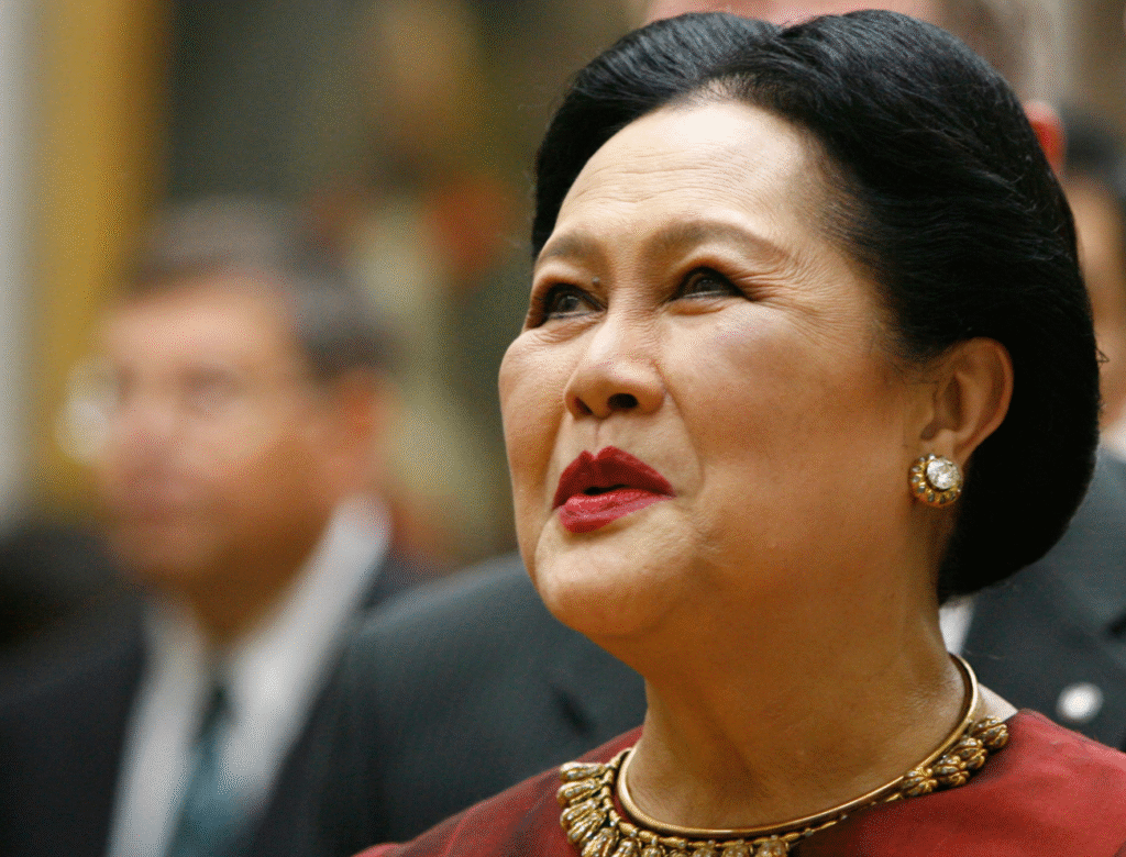 Regina Mamă a Thailandei, Sirikit, a murit la vârsta de 93 de ani Regina Mamă a Thailandei, Sirikit, a murit la vârsta de 93 de ani