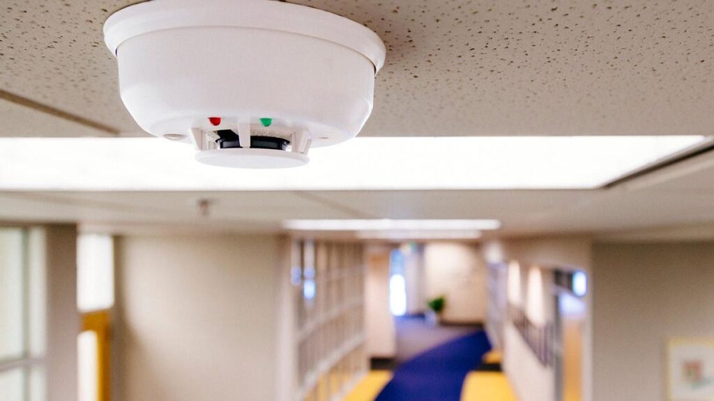 Reguli noi de la MAI pentru evitarea tragediilor generate de incendii Reguli noi de la MAI pentru evitarea tragediilor generate de incendii