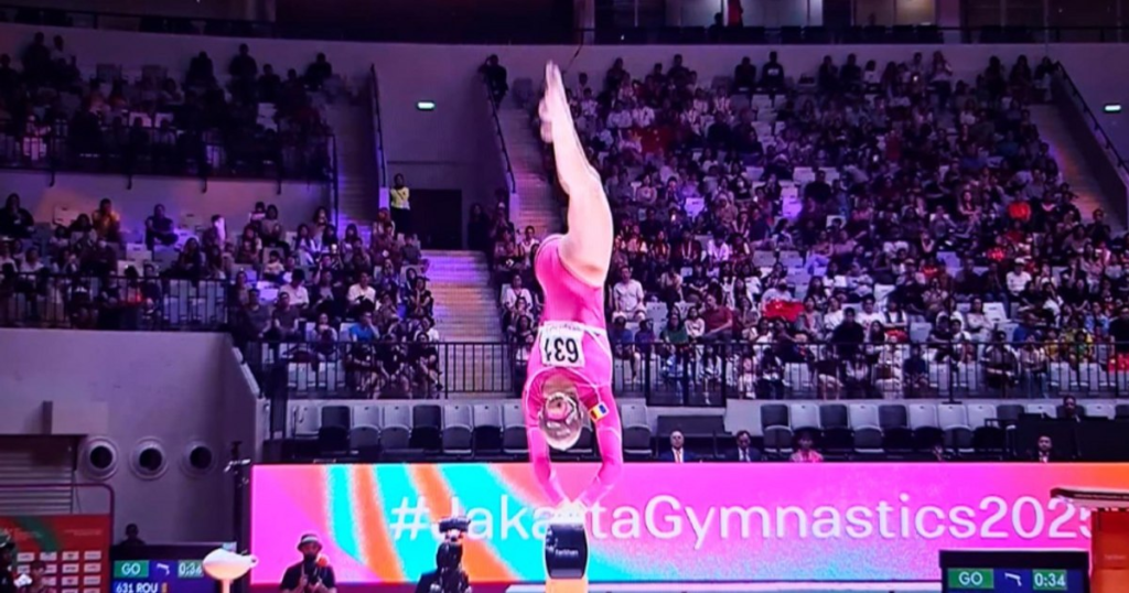 România, fără medalie la Mondialele de Gimnastică artistică. Sabrina Voinea și Denisa Golgotă, execuții modeste România, fără medalie la Mondialele de Gimnastică artistică. Sabrina Voinea și Denisa Golgotă, execuții modeste