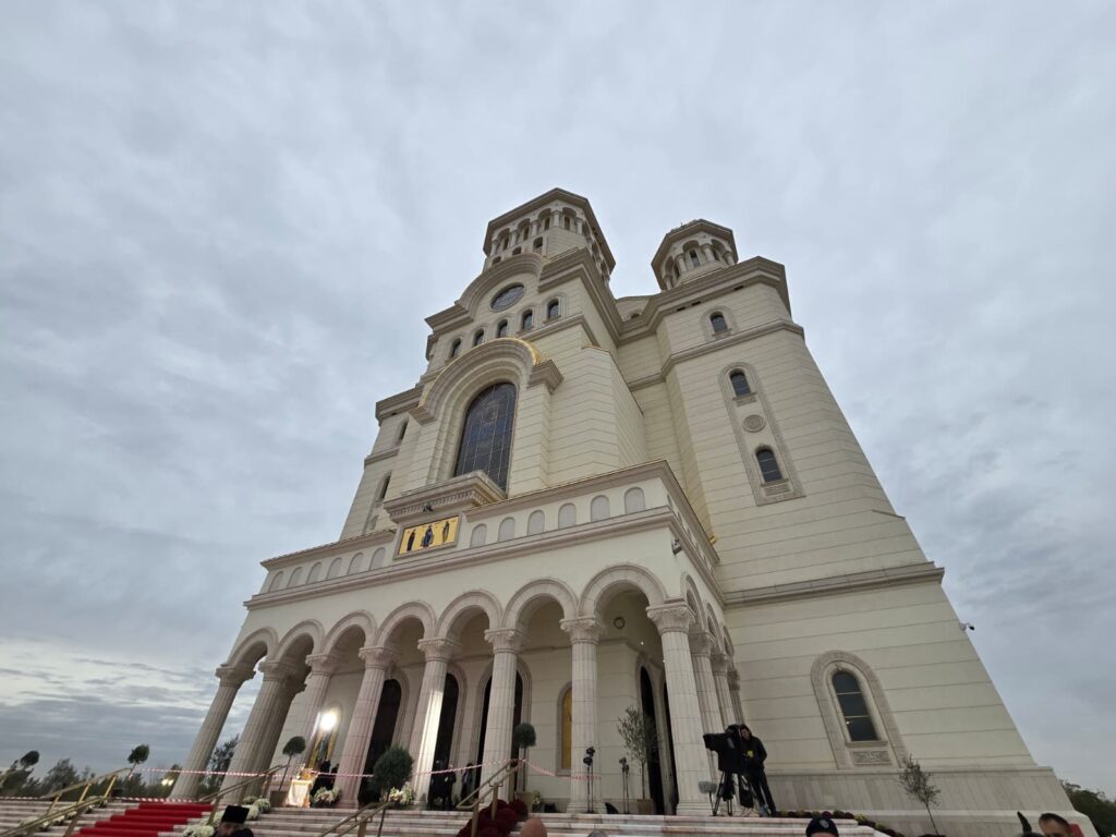 Slujba de sfințire a picturii Catedralei Naționale s-a încheiat Slujba de sfințire a picturii Catedralei Naționale s-a încheiat