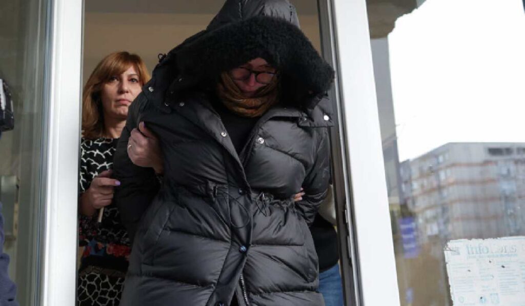 Sora fostului ministru de interne Carmen Dan a fost reținută într-un dosar de înşelăciune