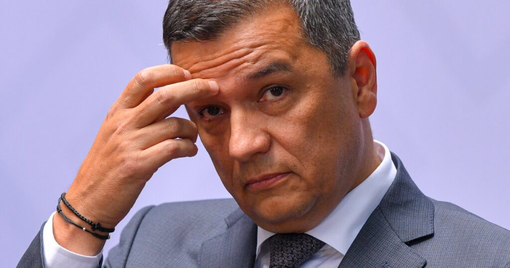 Sorin Grindeanu a anunțat cine este favorit pentru candidatura PSD la Primăria Capitalei: „Pleacă cu prima șansă” Sorin Grindeanu a anunțat cine este favorit pentru candidatura PSD la Primăria Capitalei: „Pleacă cu prima șansă”