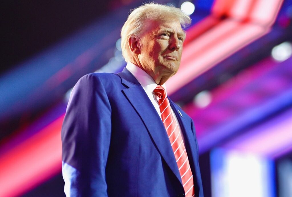 Trump râde de Putin în fața generalilor americani: Nu arăți prea bine, ești un tigru de hârtie? (Video)